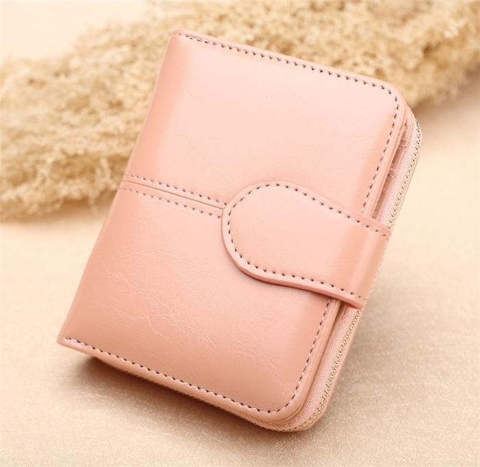 Women's Short Oil Wax Leather Hand Wallet